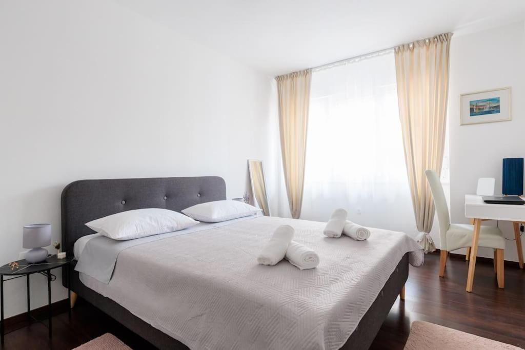 Apartment Dominicus Zadar Exteriör bild